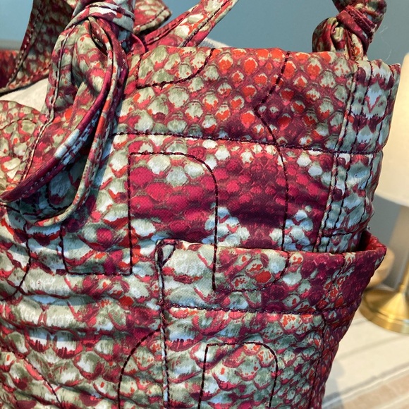 NWT...MARC by Marc Jacob’s nylon tote - Picture 6 of 14